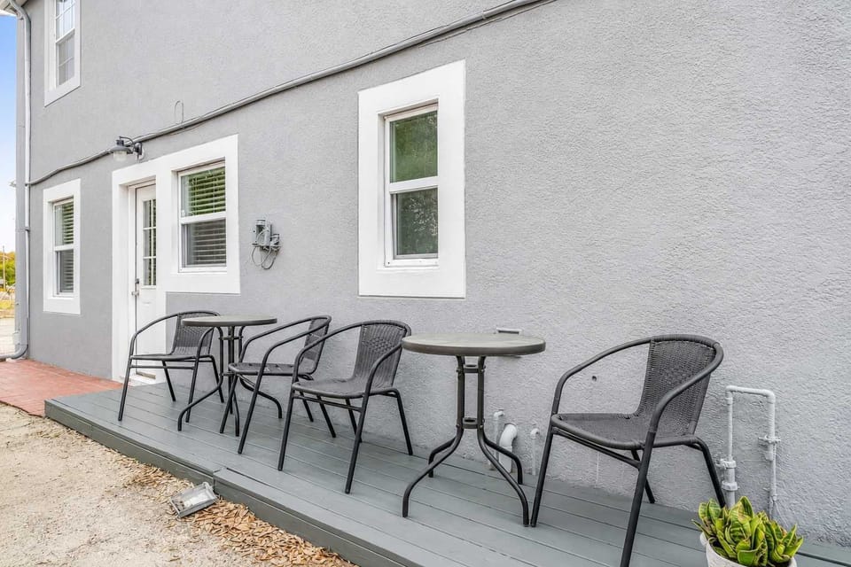 Outdoor seating available for guest-use