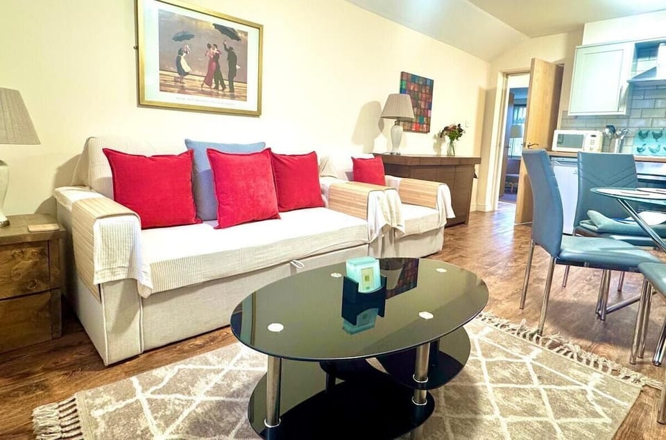 Living Room / Lounge