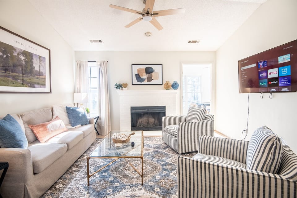 Welcome to Birmingham!! We can not wait to host you in one of our favorite condos - Horizon Sunset Getaway - right off of highway 280!!