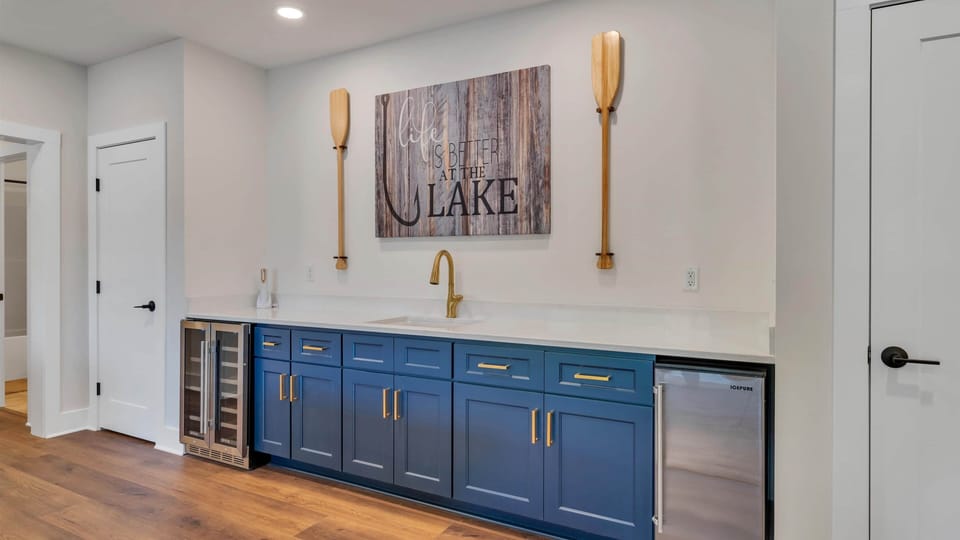 Lower Wet Bar