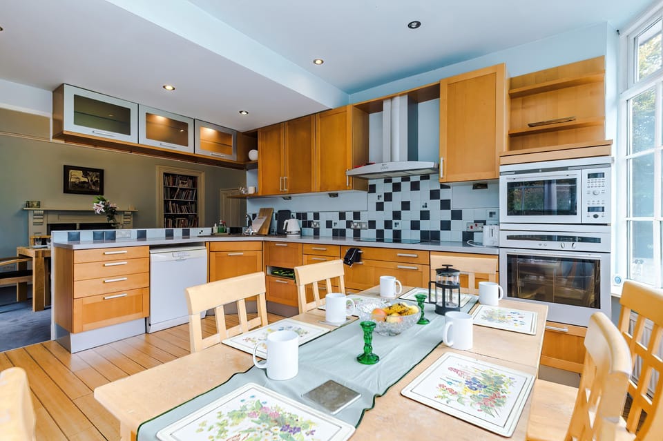 Gourmet Kitchen: Bright and airy space perfect for culinary adventures and family gatherings!