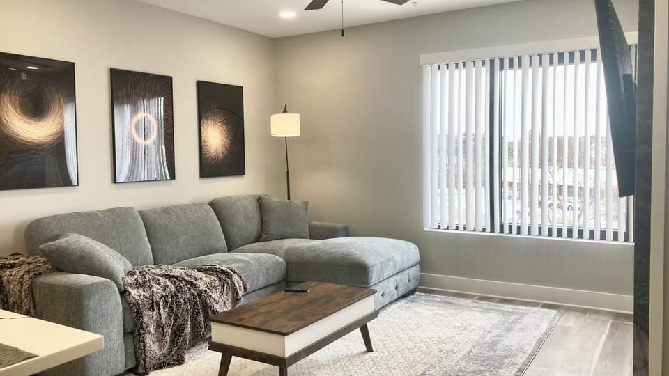 Extra large & comfortable L shape sofa.