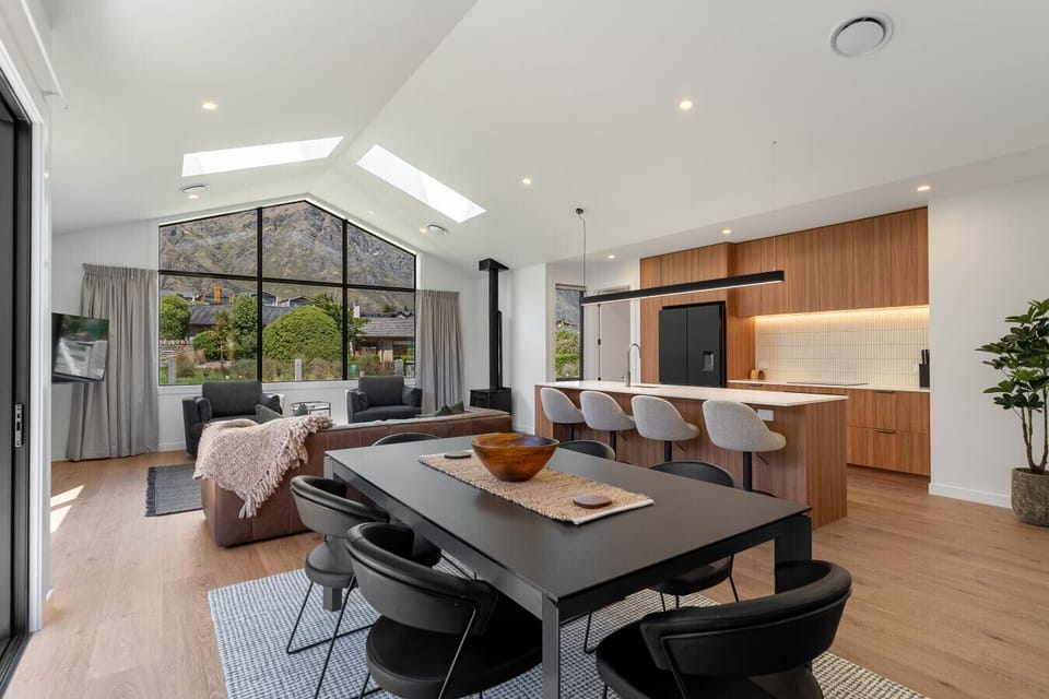 Open plan living area with room for all the family