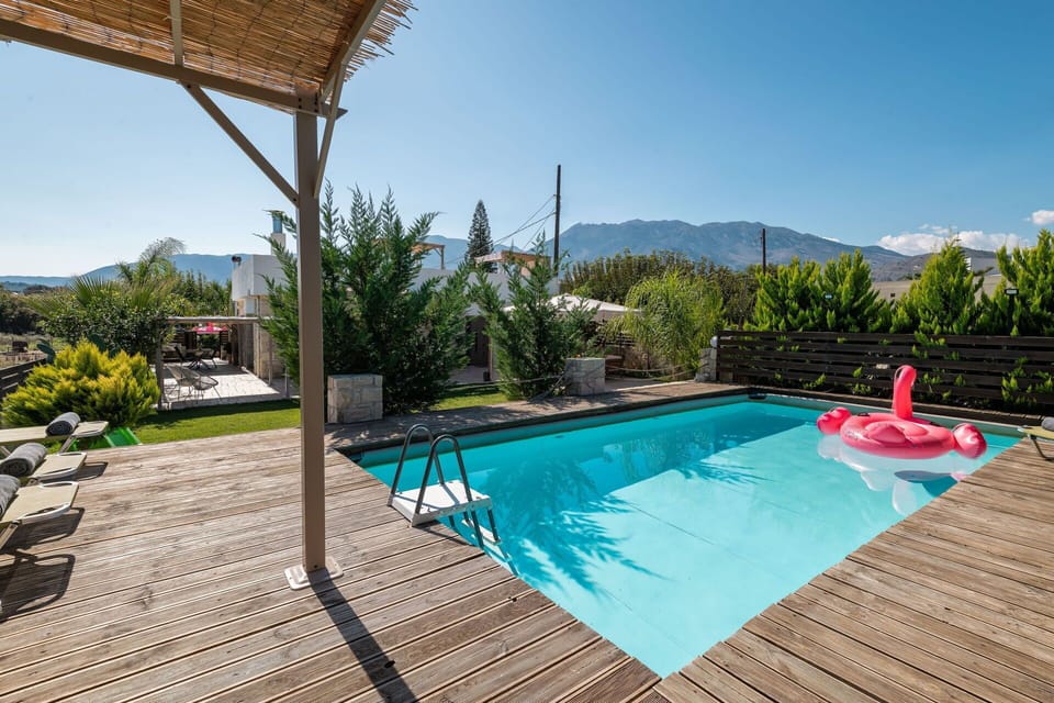 Building Exterior, Garden, Outdoor, Pool