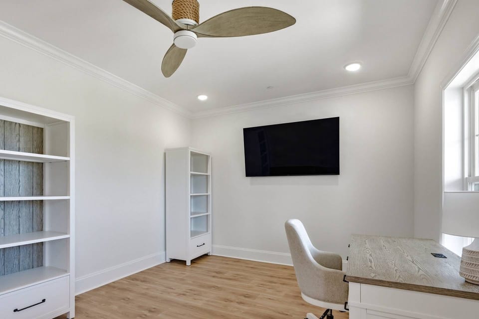 A dedicated office makes it easy to get a little work done while you’re away — if you absolutely have to.