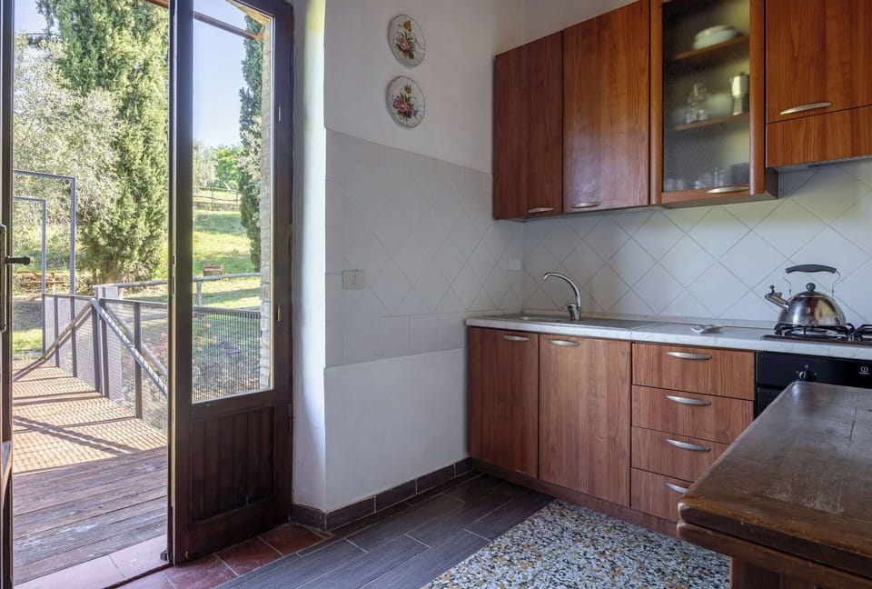 Autumn, Kitchen, Spring, Summer