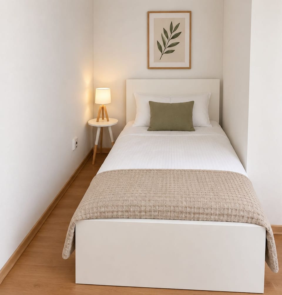 Single bed in Bedroom 2 - upstairs whole suite