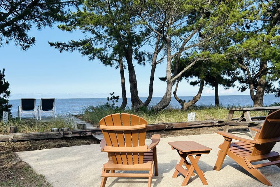 Relax on your rear patio overlooking Delaware Bay