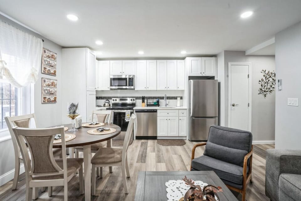 Kitchen | Stainless Steel Appliances | Open Concept & Cabinet Storage