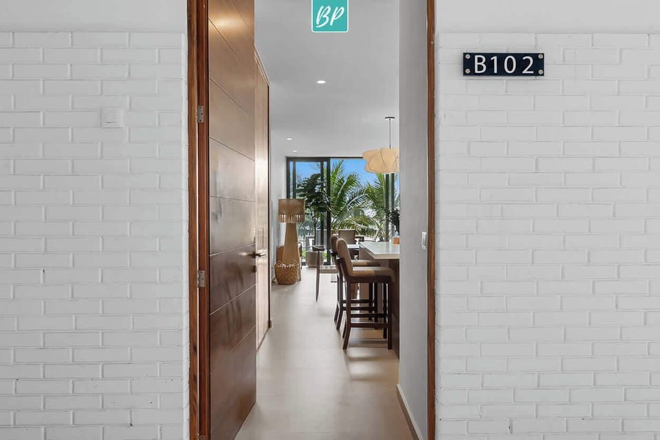 Apartment Main Entrance
