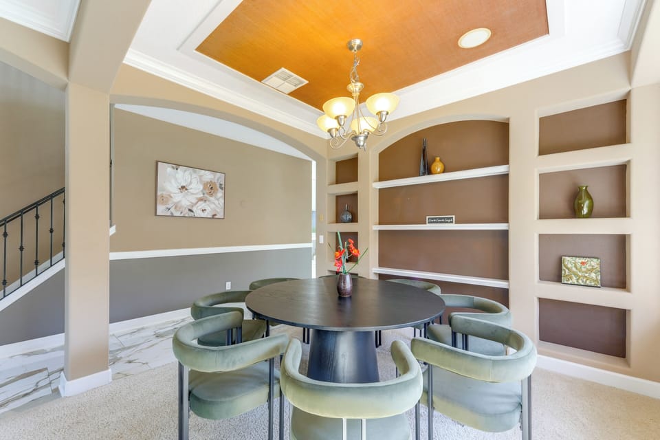 Dining Area | 1st Floor