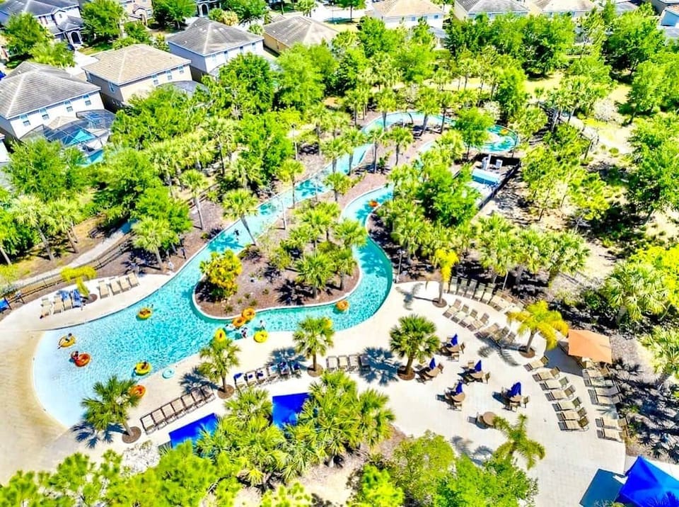 Lazy river