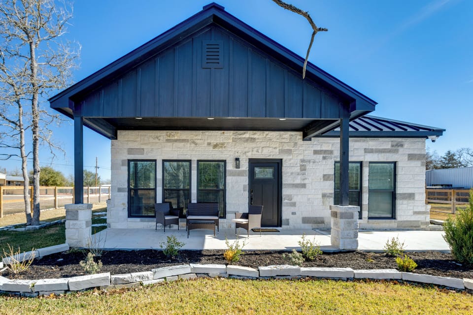 Somerville Vacation Rental | 3BR | 2BA | 1,280 Sq Ft