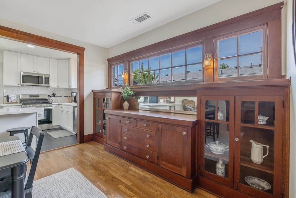 21 web or mls 713A9694