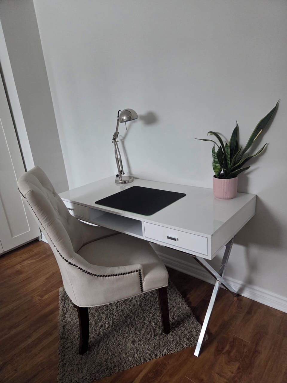 Quiet workspace