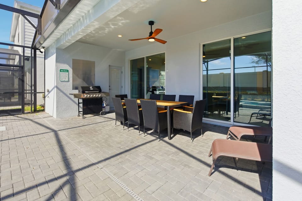 29-web-or-mls-3341LilacWay-29