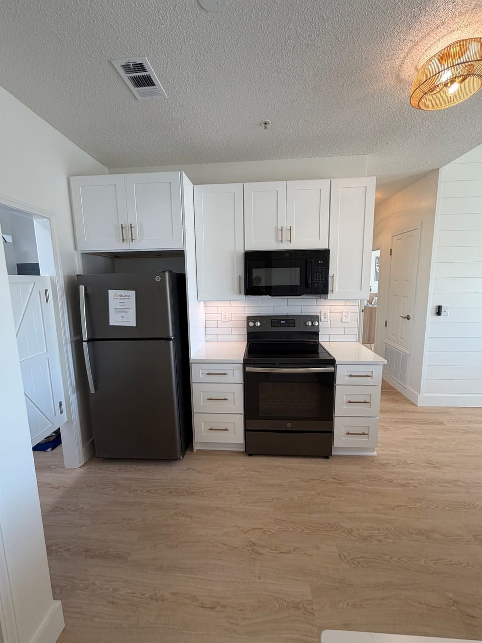 Brand new custom kitchen cabinets!