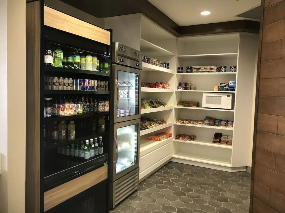 Snack bar