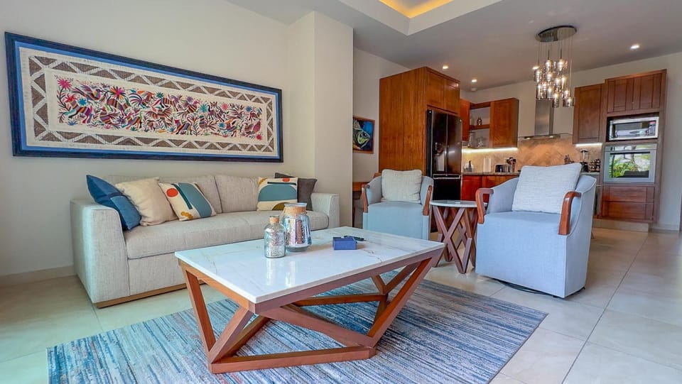 Condo - Image 5