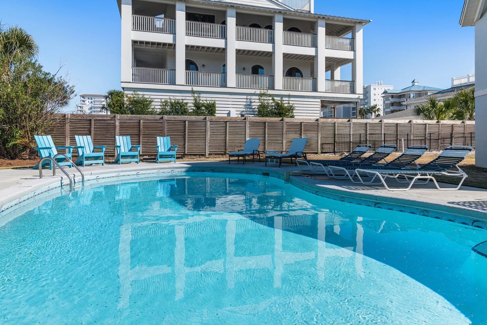 Welcome to Sea-Esta!