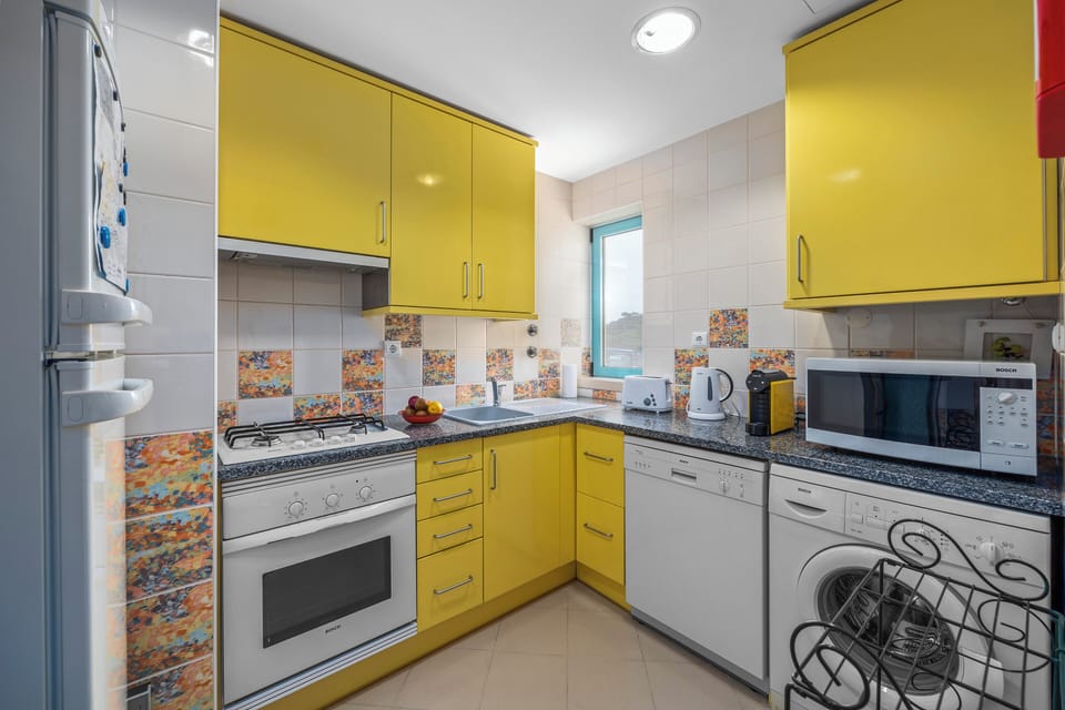 Well equipped kitchen for self-catering.
