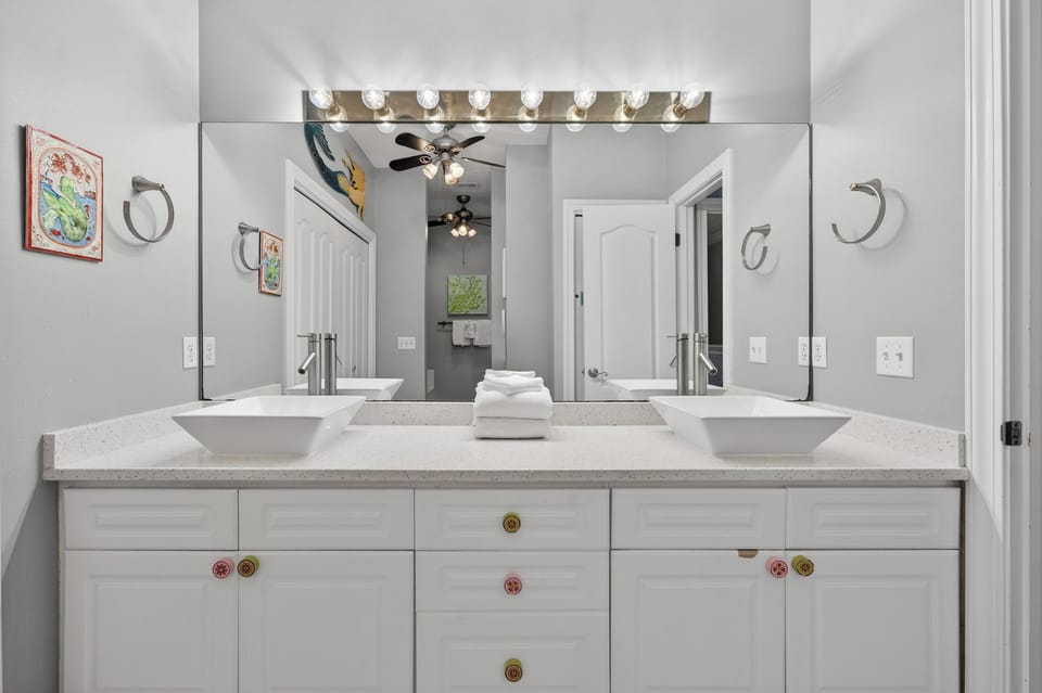 Upstairs master bathroom (is not connected). 