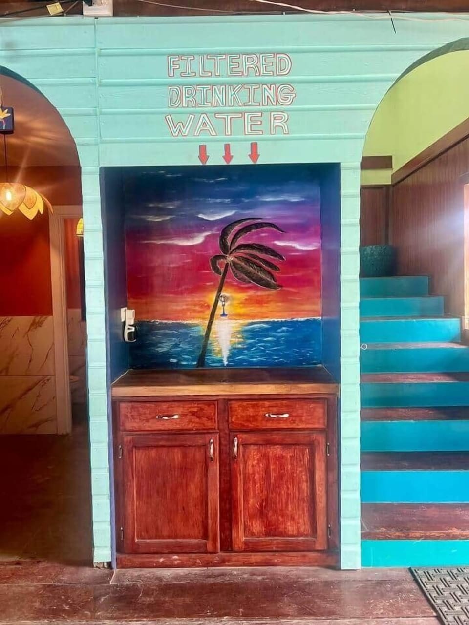Filtered water filling station