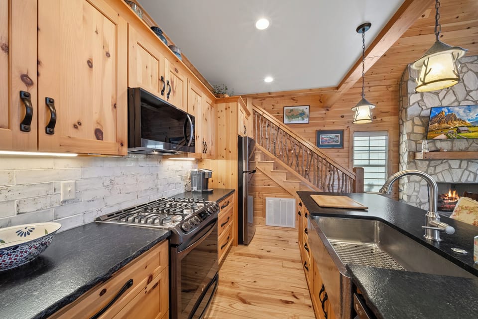 Basin Sink and Gas Stove