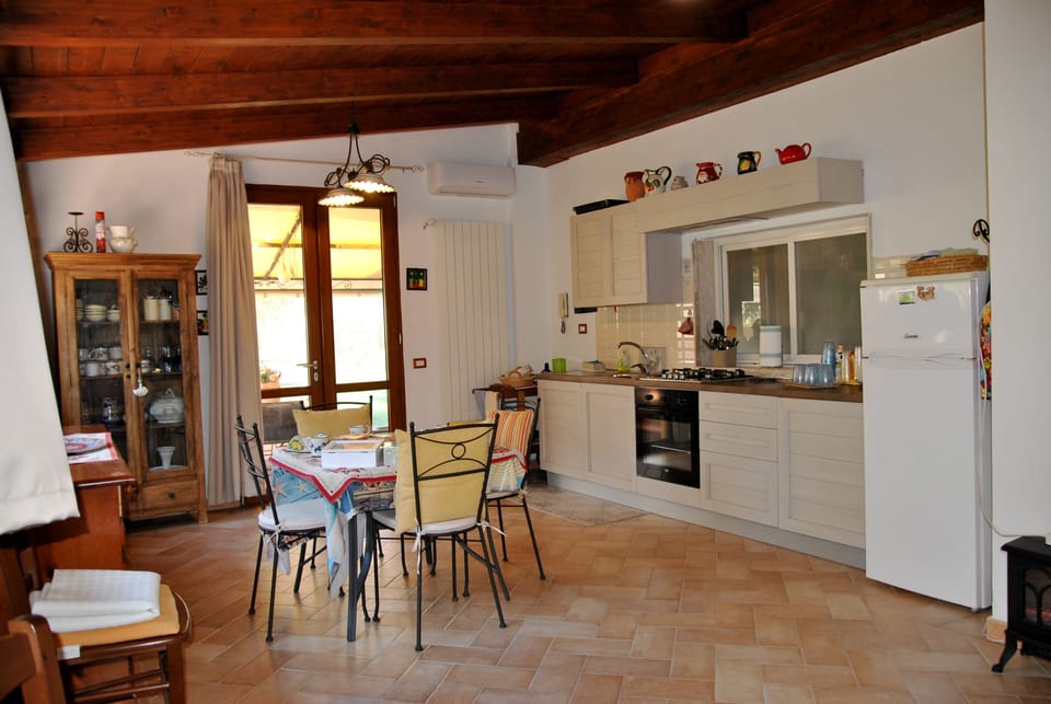 Kitchen or kitchenette,Bedroom