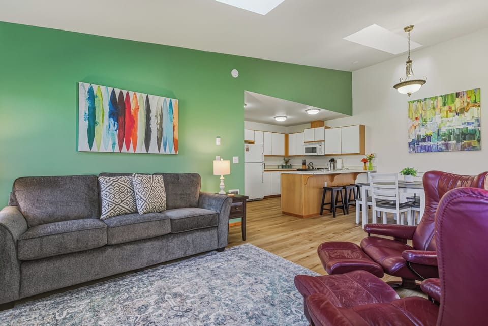 Bright and cheery space!