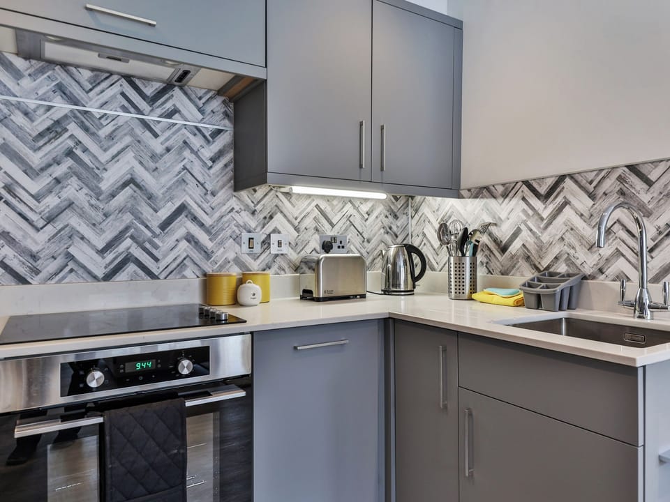 Kitchen | Sea Breeze Suite, Filey