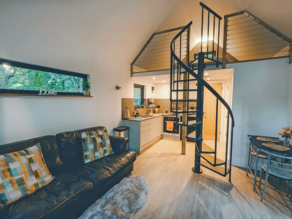 Open plan living space | Ty Nant Treehouse - Great House Hideaways, Usk
