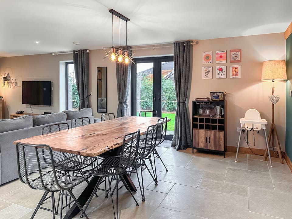 Open plan dining area | Willow Cottage - Manor Farm Cottages, Flixton, near Filey