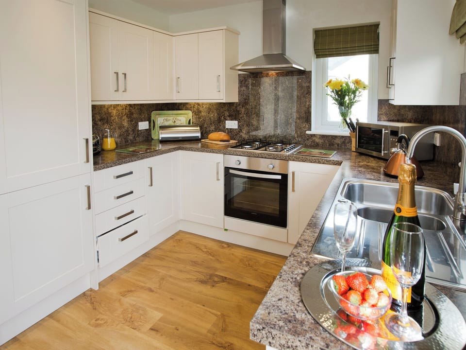 Well-equipped kitchen | Elmcot, Keswick