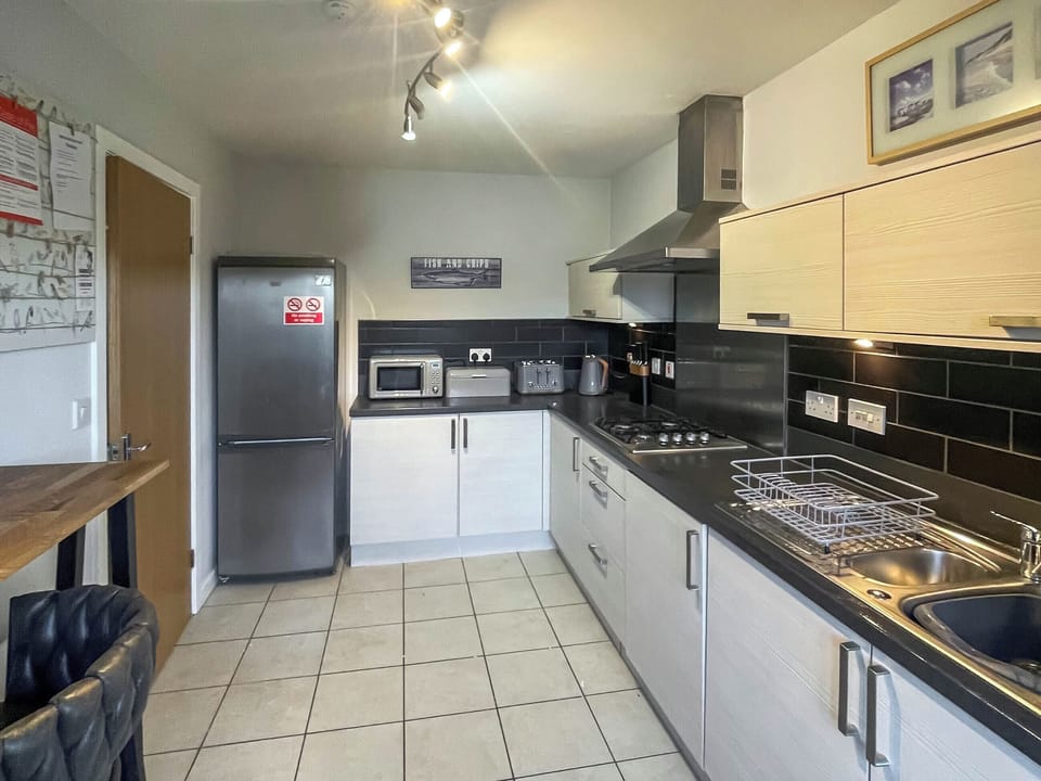 Fully equipped kitchen | Hilly Brow, Beadnell