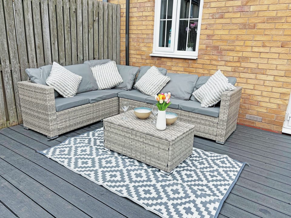 Outdoor seating | Hilly Brow, Beadnell