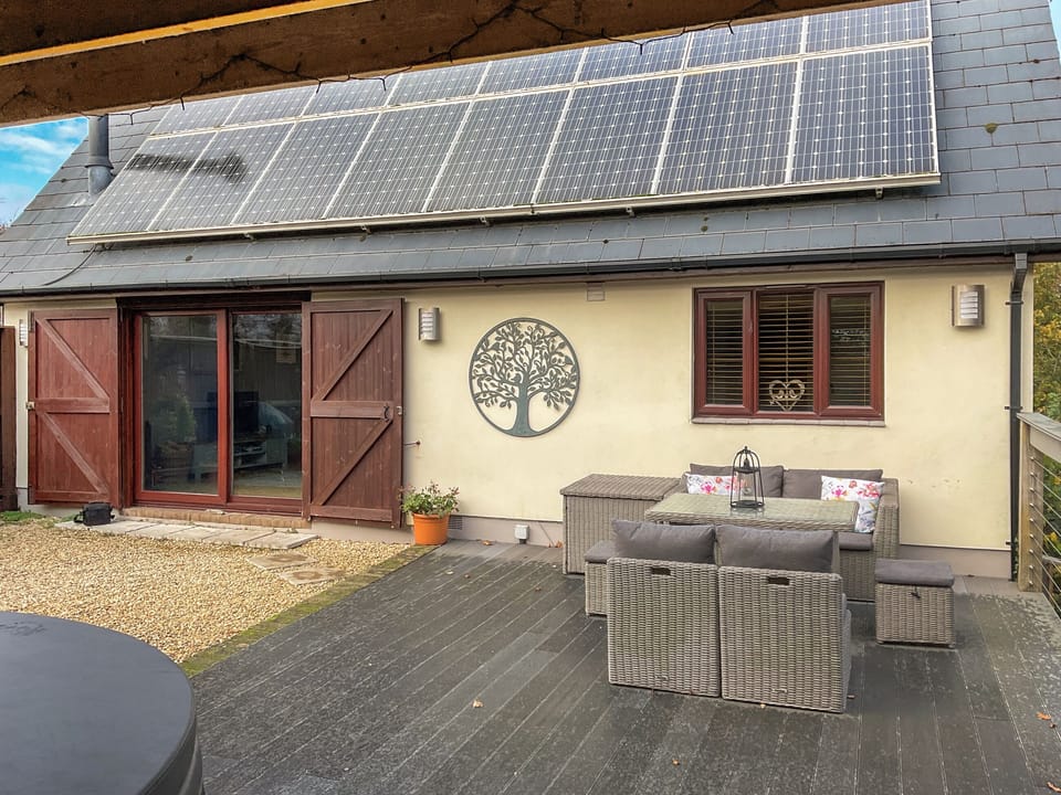 Exterior | TY Gardd Lodge - Great House Hideaways, Usk