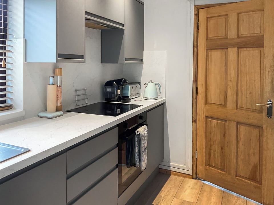 Kitchen | TY Gardd Lodge - Great House Hideaways, Usk