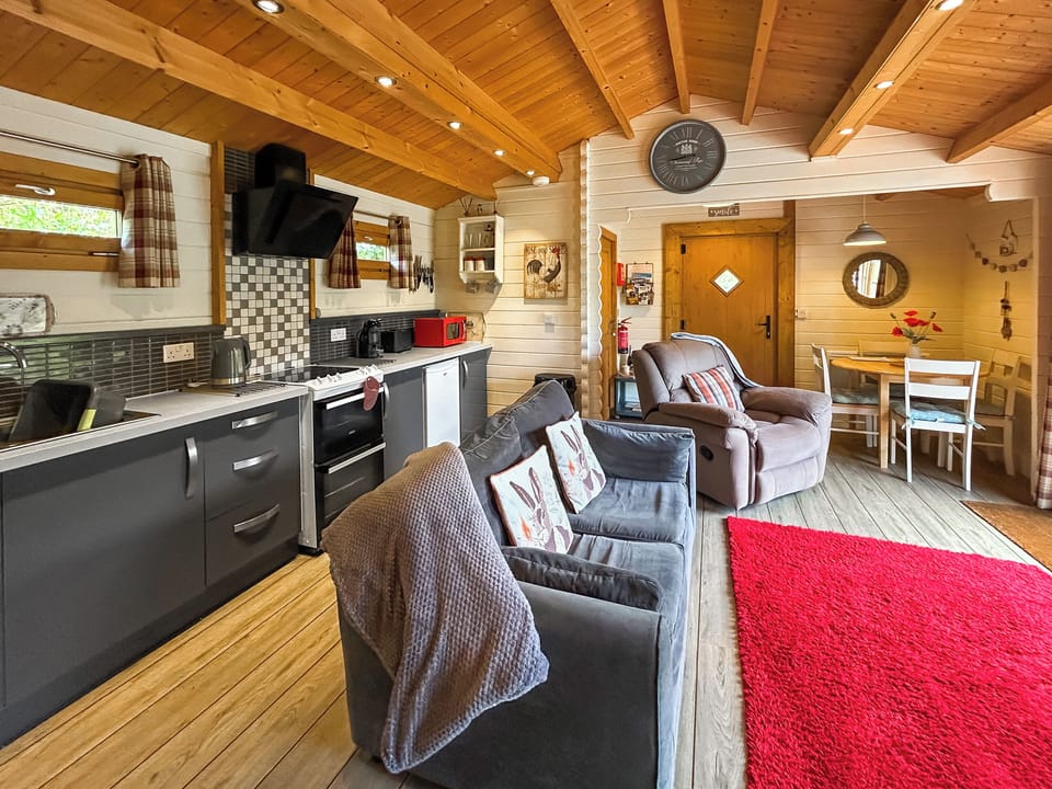 Open plan living space | Corrie Willow Lodge, Alverstone, near Sandown