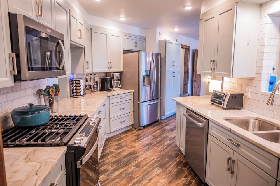 Kitchen | Blender | Mixer | Main Level