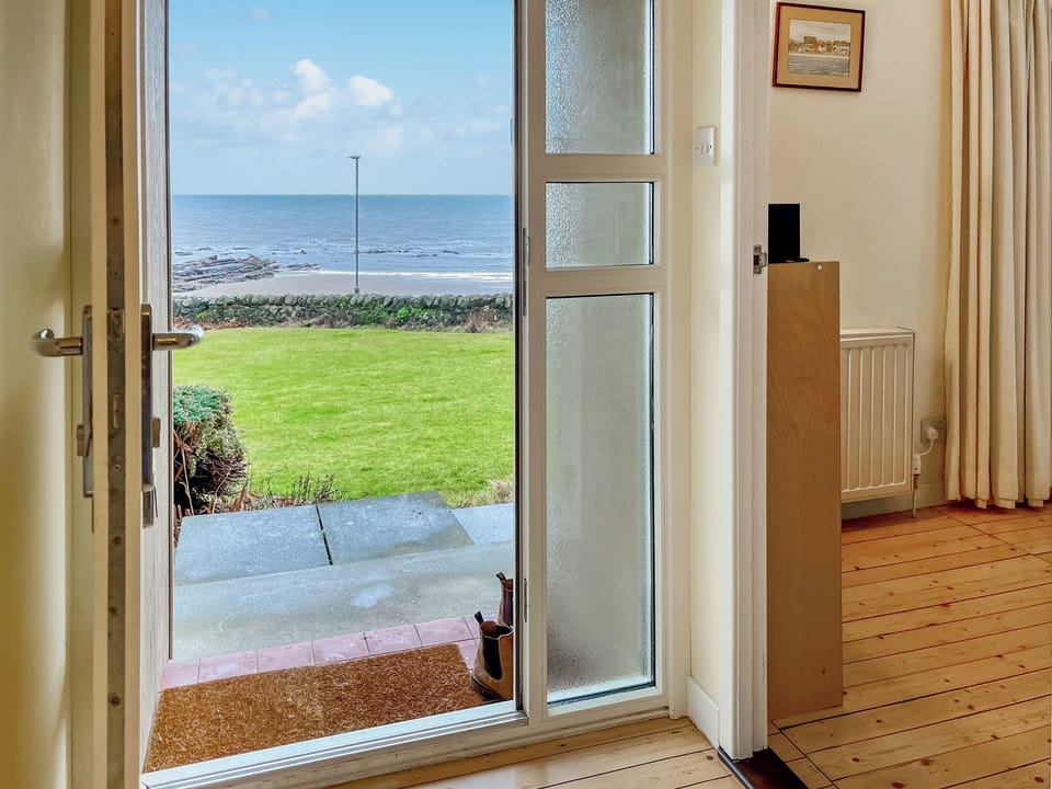 Hallway | Broad Reaches, Lower Largo
