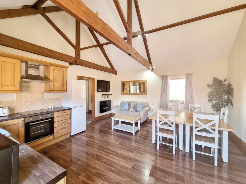 Open plan living space | Westfield Courtyard - Westfield Country Park, Fitling, near Burton Pidsea