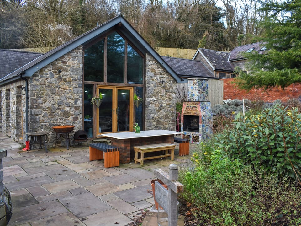 Swimming pool | Carreg Gwenlais Barn - Carreg Gwenlais Escapes, Llandybie Ammanford, near Llandeilo