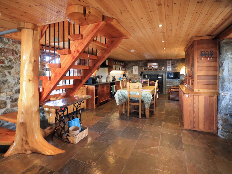 Open plan living space | Kestrel Cottage, Rogart