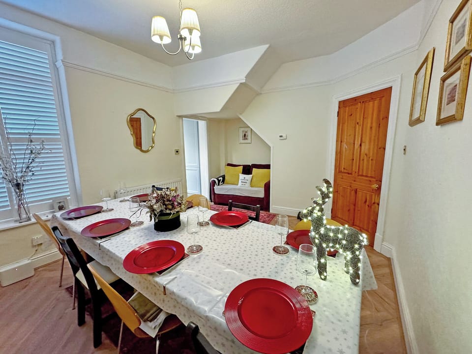 Dining room | Lyndene, Windermere