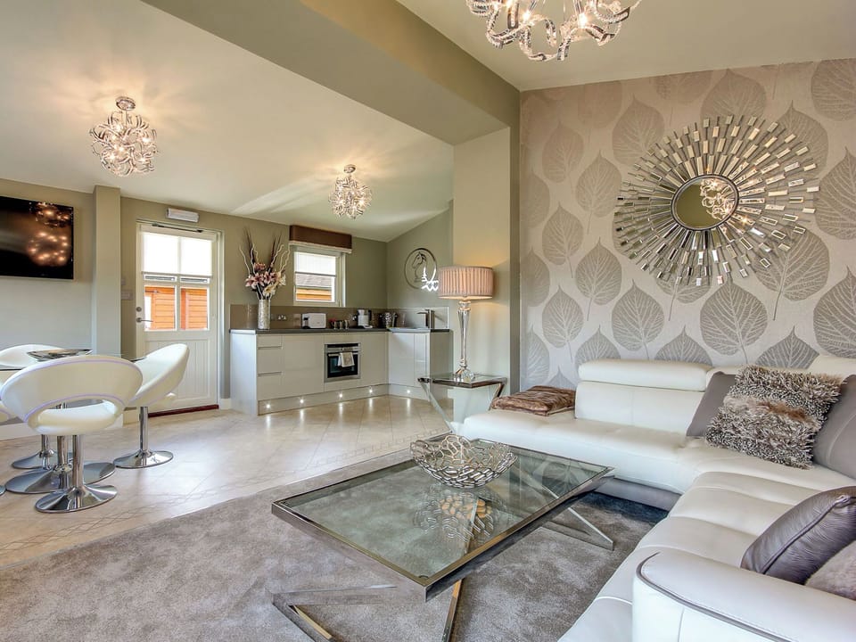 Living area | Ingliston Country Club & Hotel - Connemara - Ingliston Country Club & Hotel , Glasgow