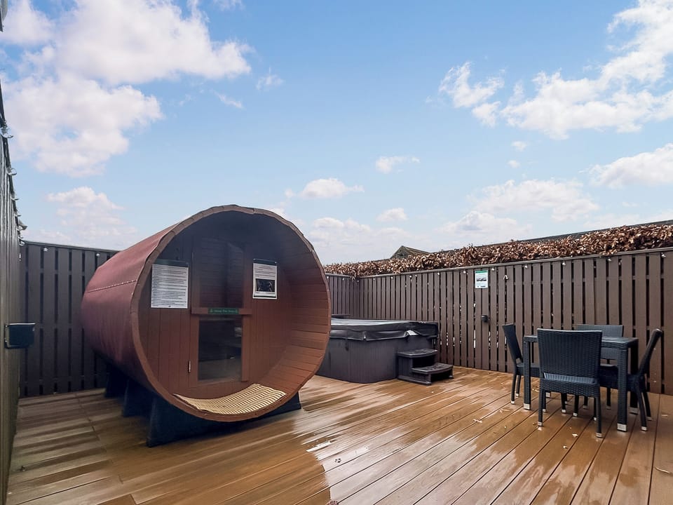 Hot tub | Ingliston Country Club & Hotel - Connemara - Ingliston Country Club & Hotel , Glasgow