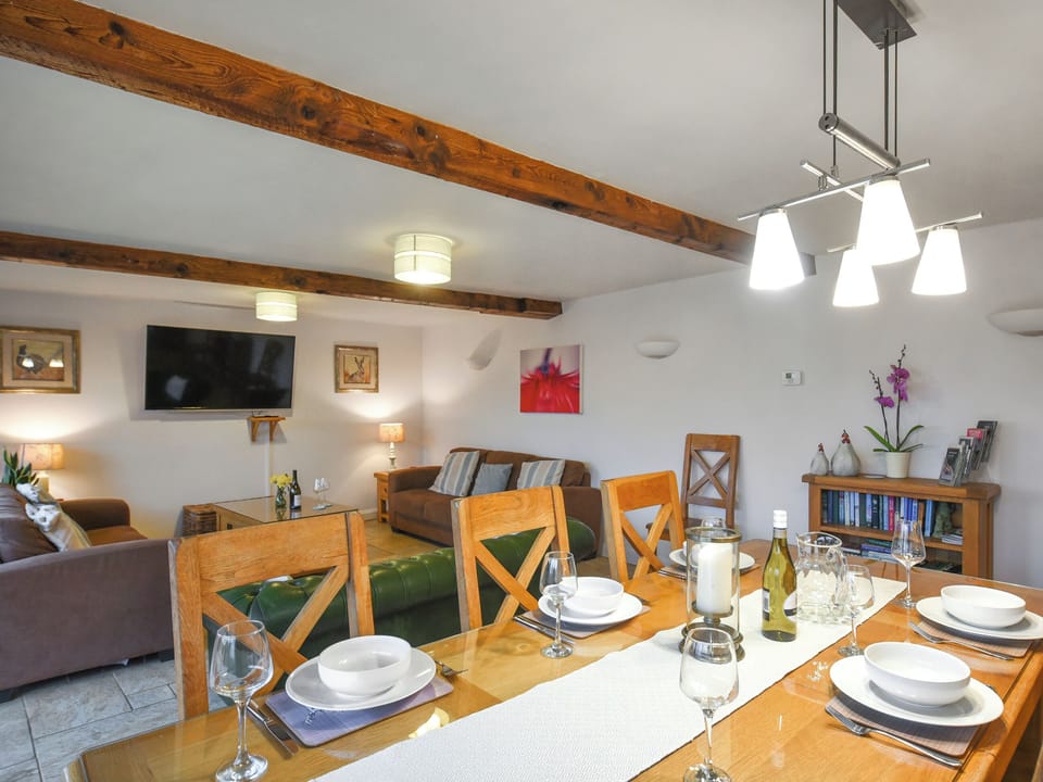 Open plan living space | Lower House Barn, Staunton-on-Wye