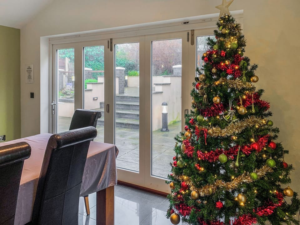 Christmas and New Year Decorations | Oswald House, Llanon, near Aberaeron