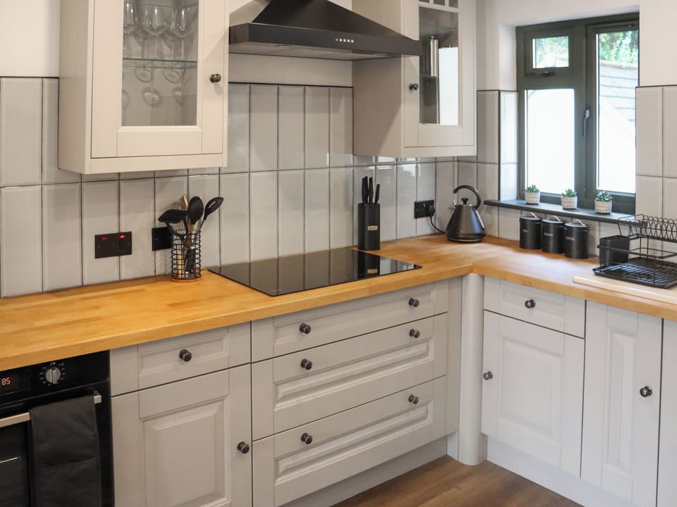 Kitchen | Marina View, Neyland, near Milford Haven